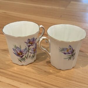 Royal Grafton Fine Bone China Manitoba Crocus Tea Cup Set